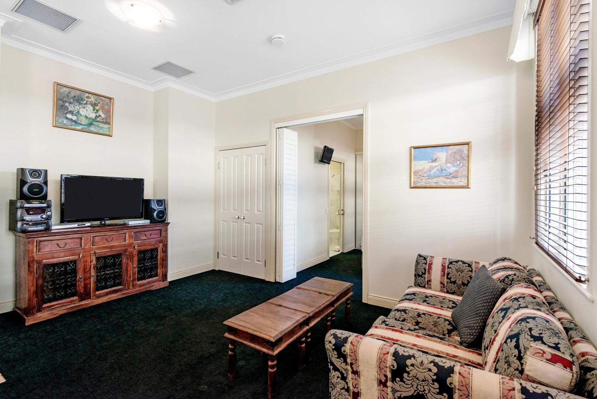Rothbury Hotel Brisbane Exterior photo