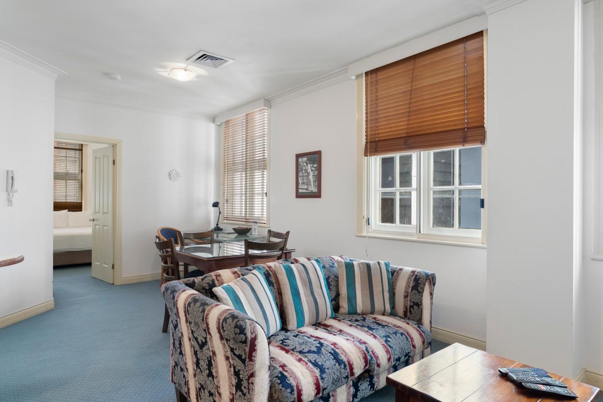 Rothbury Hotel Brisbane Exterior photo